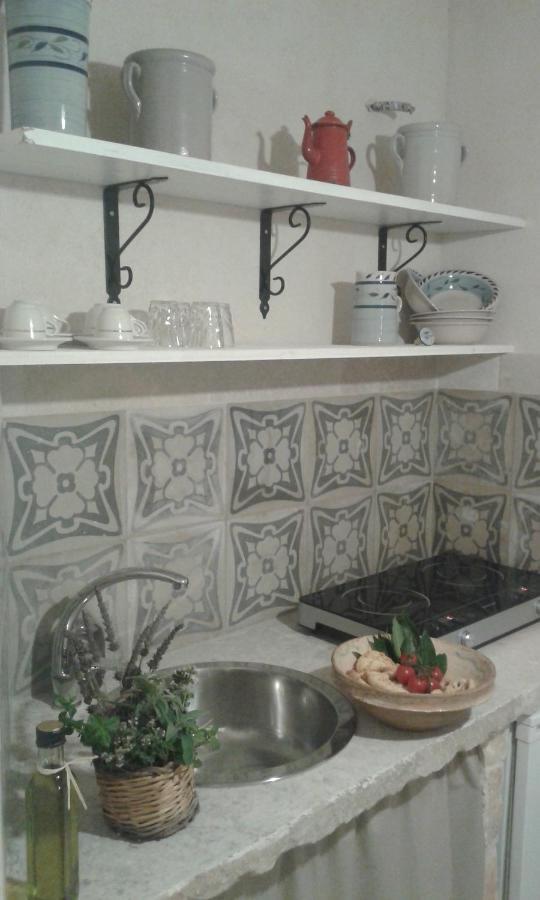 Holiday Home Trullo Antico Остуни Екстериор снимка