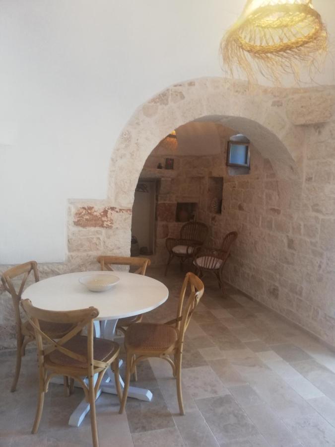 Holiday Home Trullo Antico Остуни Екстериор снимка